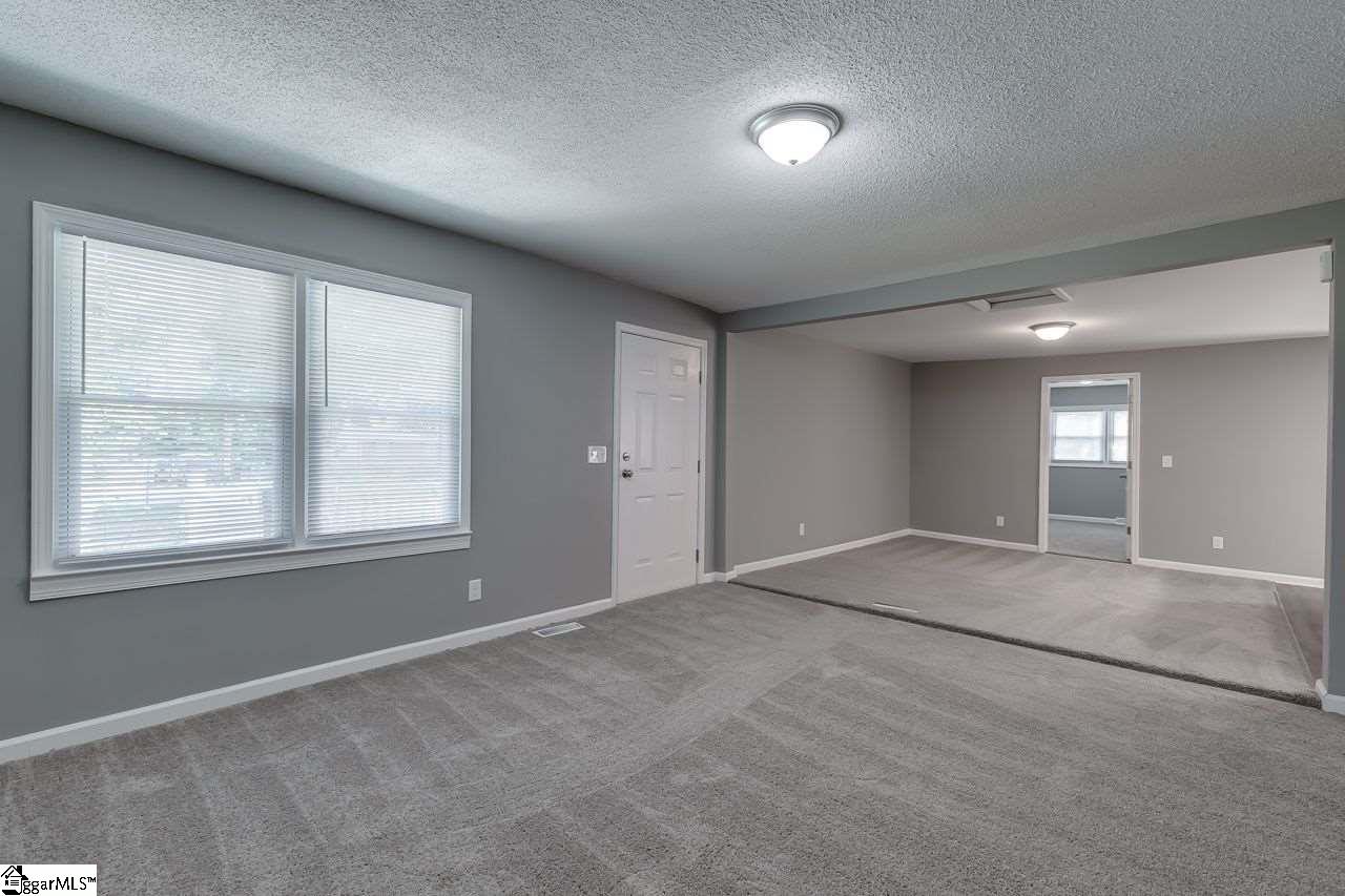 102 Pine Ridge Drive Greer, SC 29651 - Photo 8 of 33 Gallery Image 8