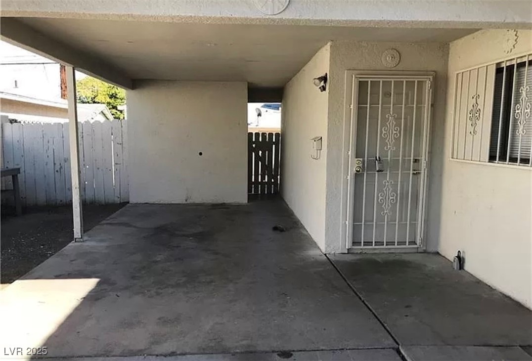 3258 Glenhurst Drive Las Vegas, NV 89121 - Photo 3 of 19