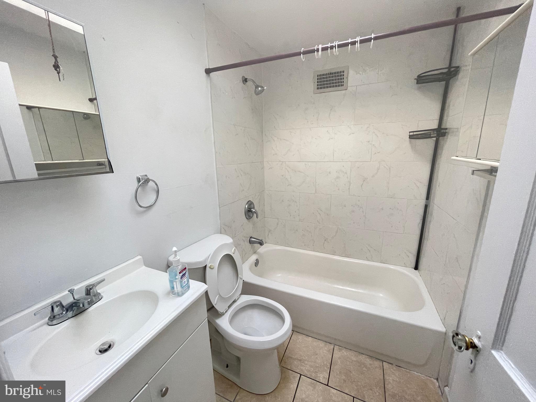 7013 Rutland Street Philadelphia, PA 19149 - Photo 7 of 10 Gallery Image 7
