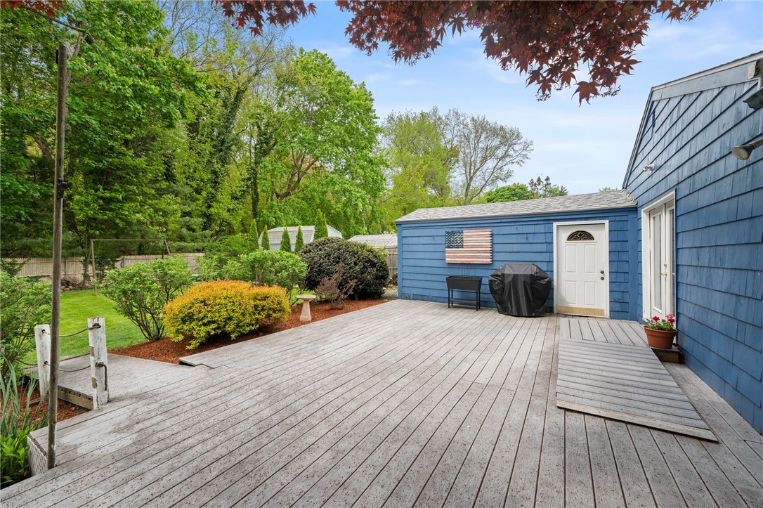 184 Mill Cove Road Warwick, RI 02889 - Photo 12 of 34