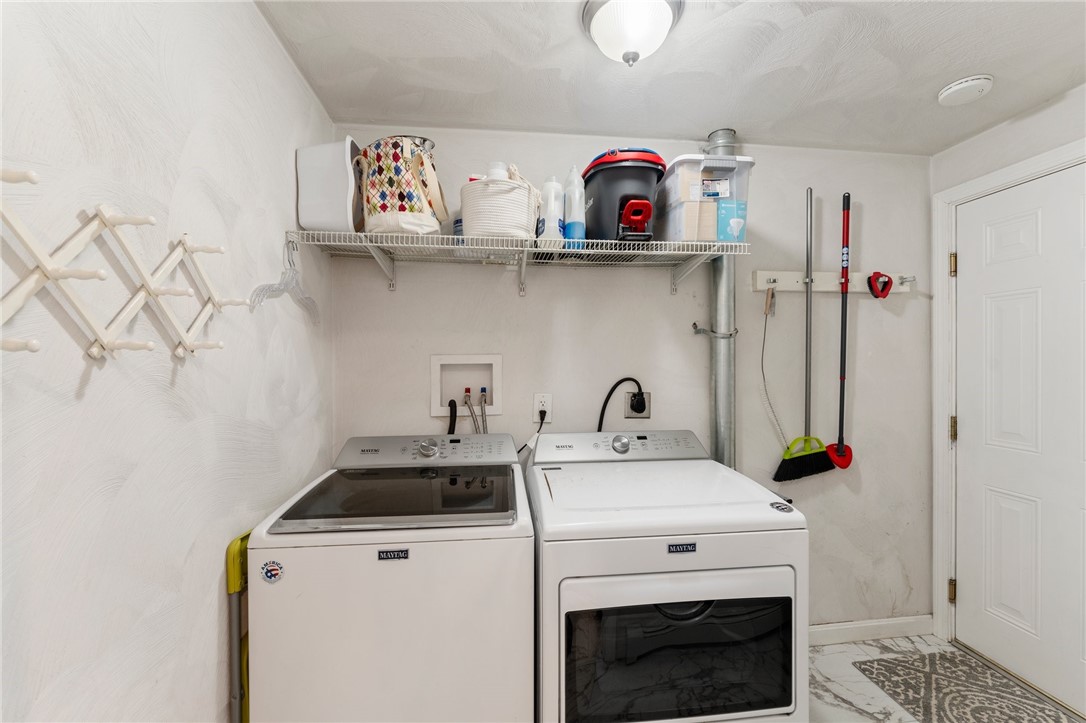 184 Mill Cove Road Warwick, RI 02889 - Photo 7 of 34