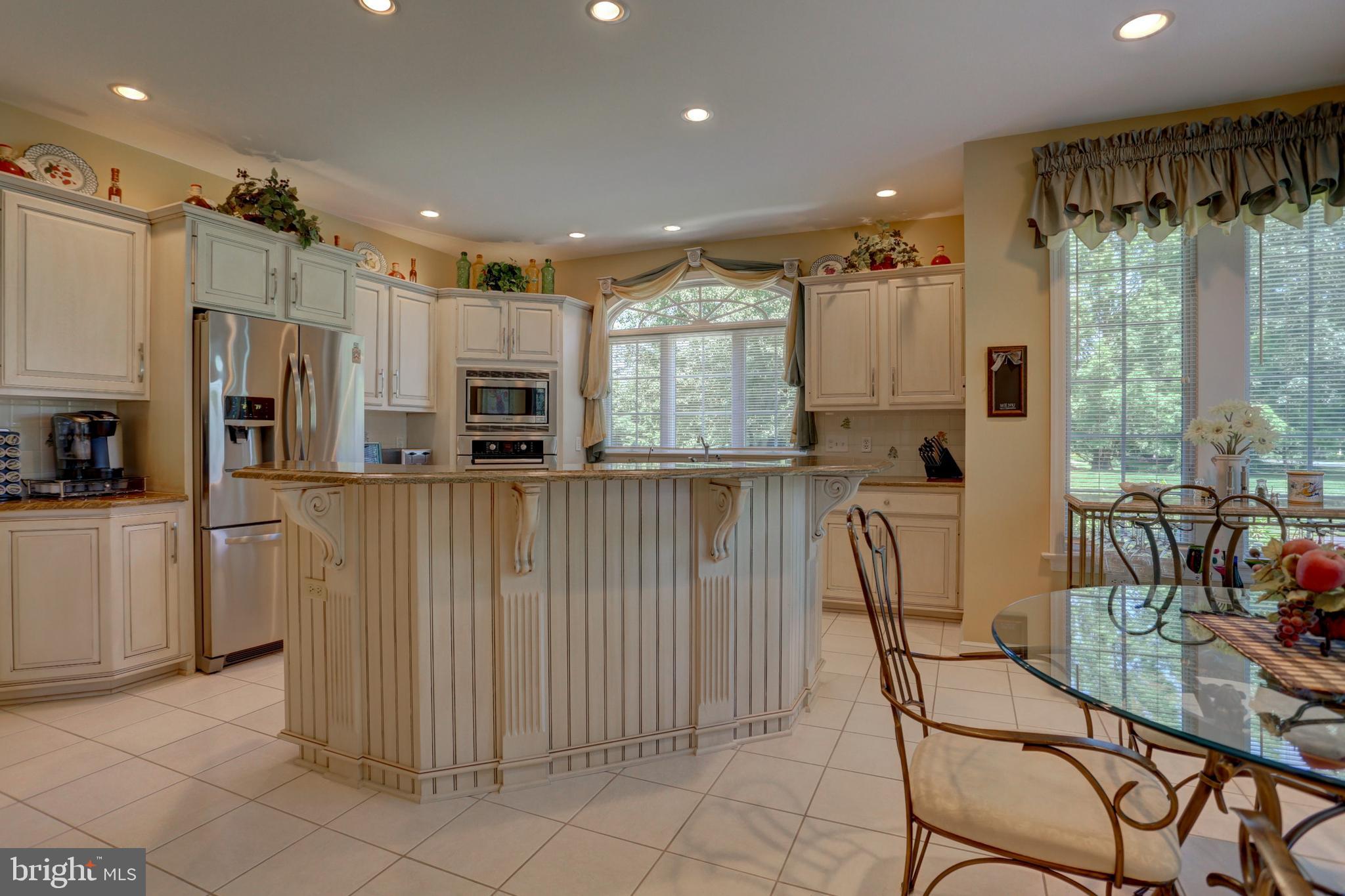 16 Deerfield Road Lancaster, PA 17603 - Photo 19 of 56 Kitchen