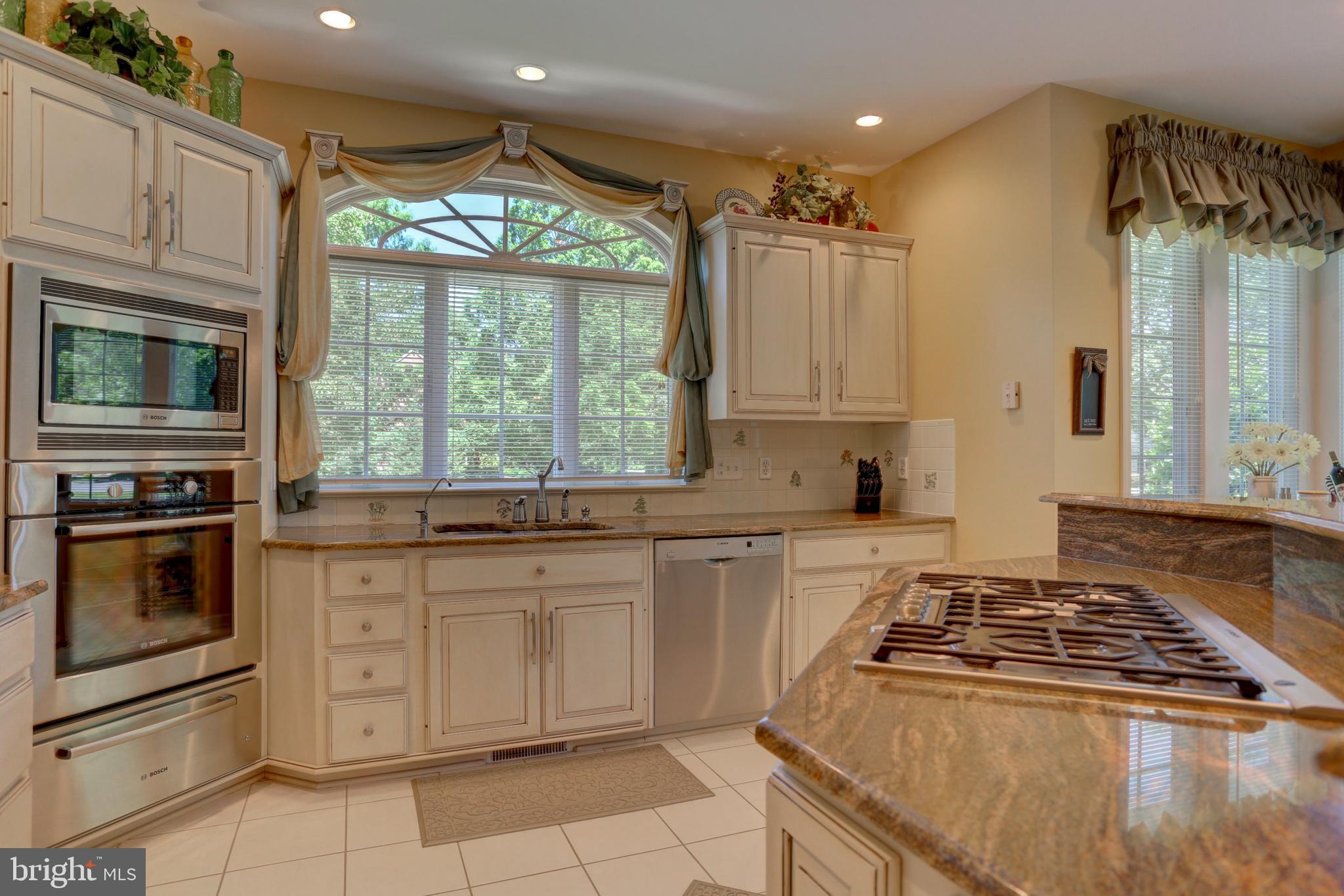 16 Deerfield Road Lancaster, PA 17603 - Photo 20 of 56 Gallery Image 20