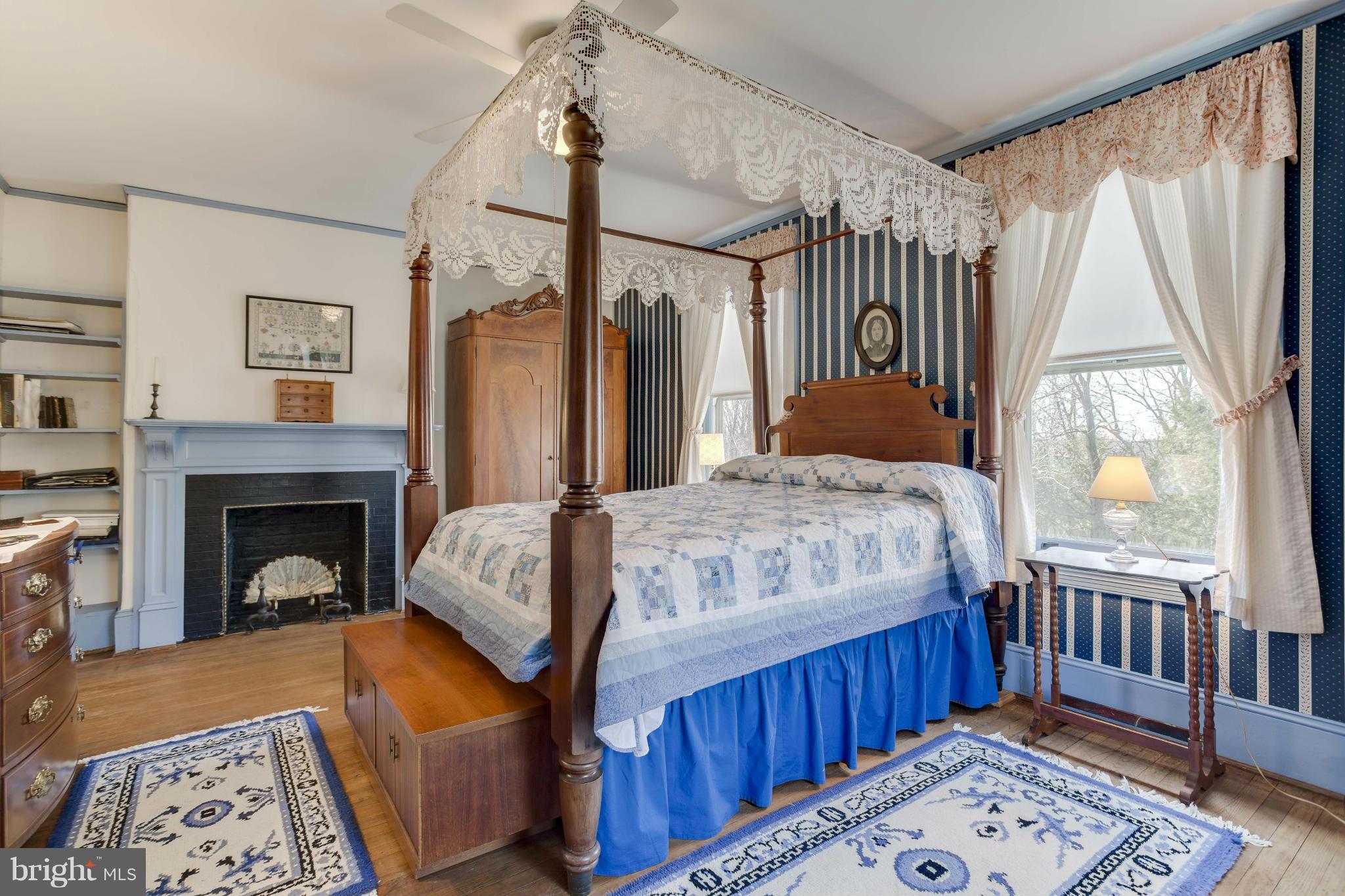 403 Gun Road Baltimore, MD 21227 - Photo 14 of 29 Spacious Master Bedrm