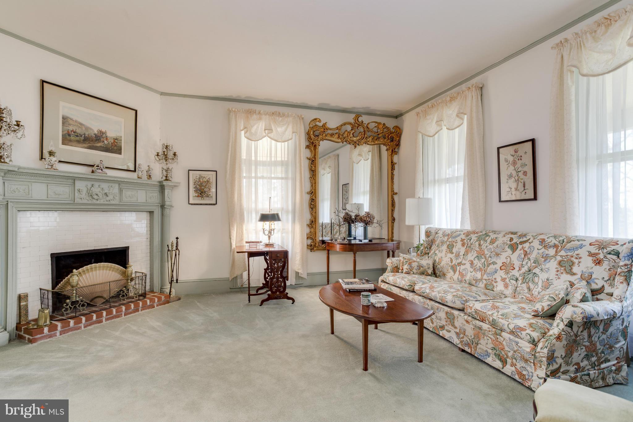 403 Gun Road Baltimore, MD 21227 - Photo 8 of 29 Spacious Living Rm with Floor to Ceiling Windows