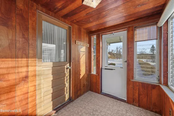 a view of an entryway