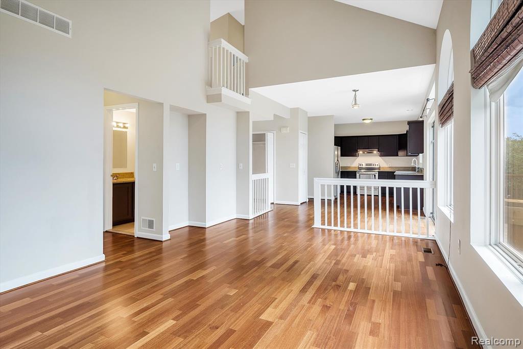 3206 Bridlewood Drive Rochester, MI 48306 - Photo 15 of 37