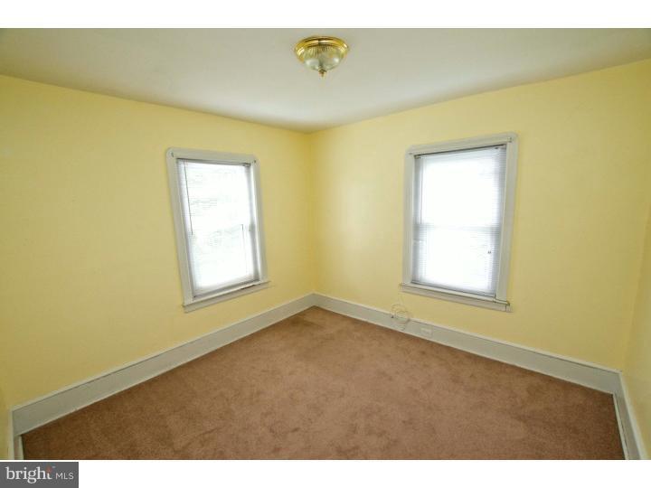 216 Lippincott Avenue Riverside, NJ 08075 - Photo 12 of 17 Bedroom 2