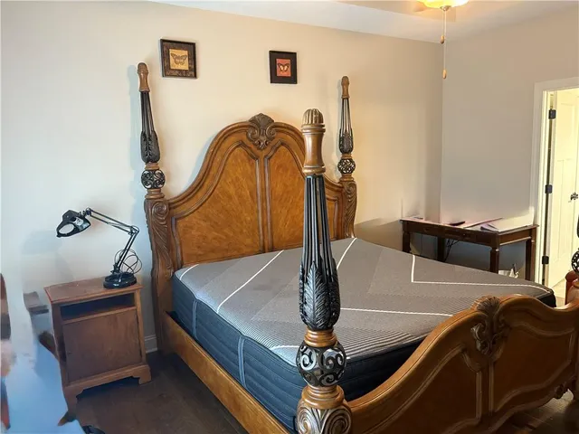 $525,000 | 9213 Kenton Street, Lenexa, KS 66227