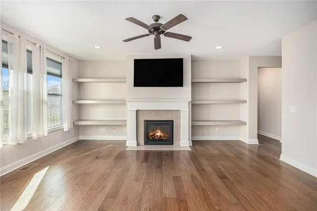 $525,000 | 9213 Kenton Street, Lenexa, KS 66227