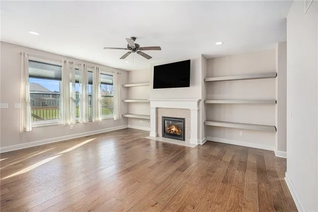 $525,000 | 9213 Kenton Street, Lenexa, KS 66227