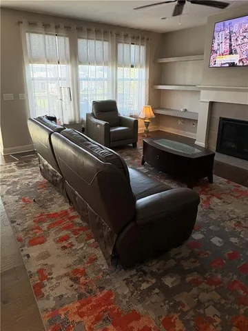 $525,000 | 9213 Kenton Street, Lenexa, KS 66227