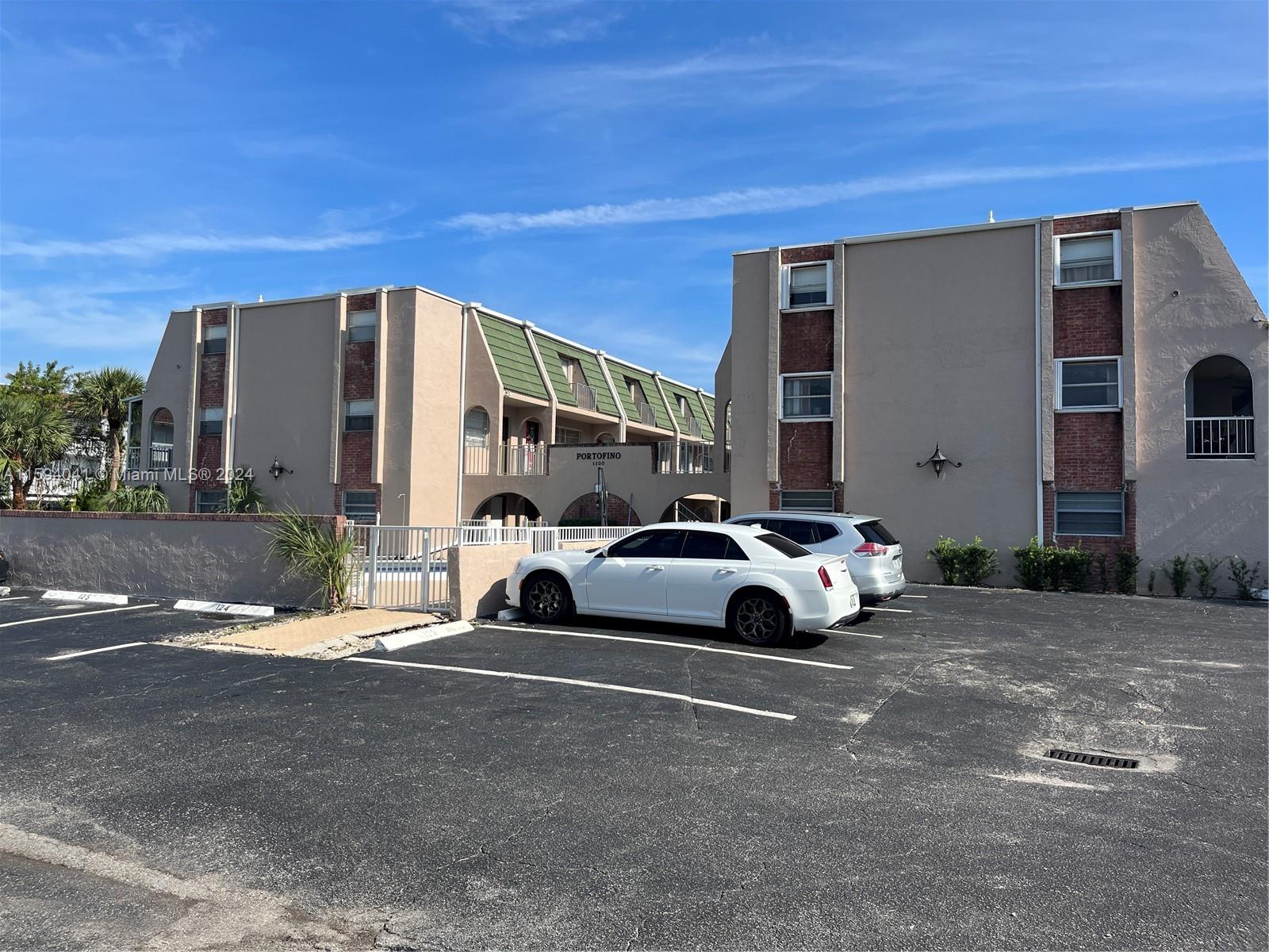 1100 Southeast 4th Ave Unit 16