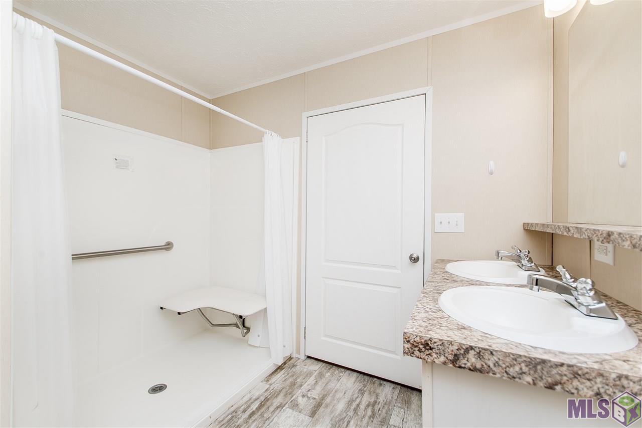 28320 Marie Hutchinson Road Springfield, LA 70462 - Photo 13 of 21