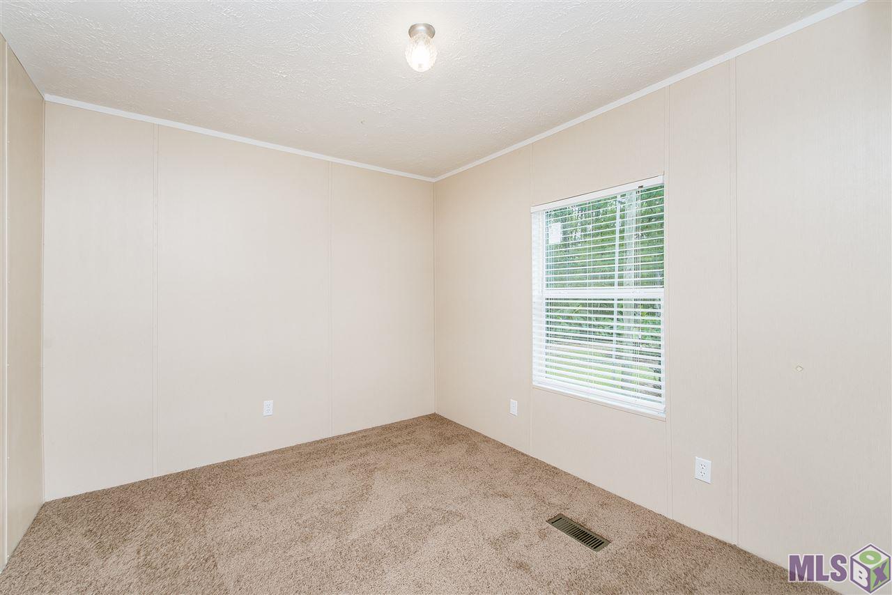 28320 Marie Hutchinson Road Springfield, LA 70462 - Photo 10 of 21