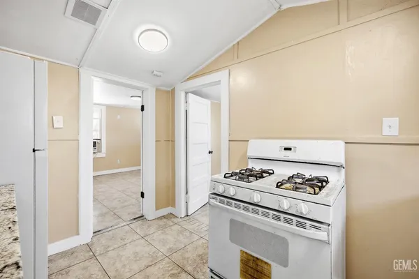 $189,000 | Undisclosed Address, Bakersfield, CA 93305