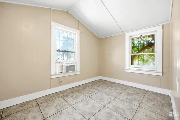 $189,000 | Undisclosed Address, Bakersfield, CA 93305