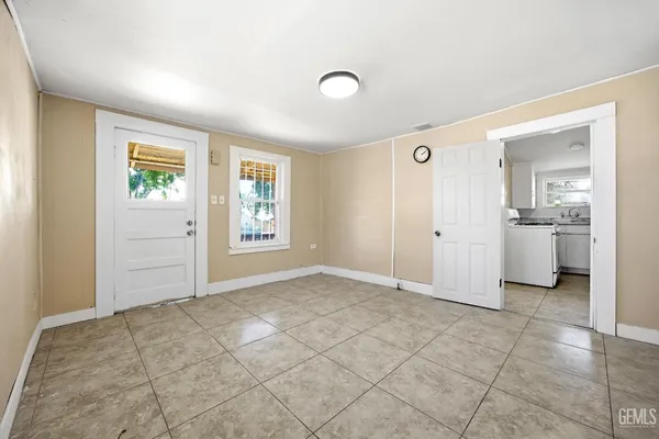 $189,000 | Undisclosed Address, Bakersfield, CA 93305