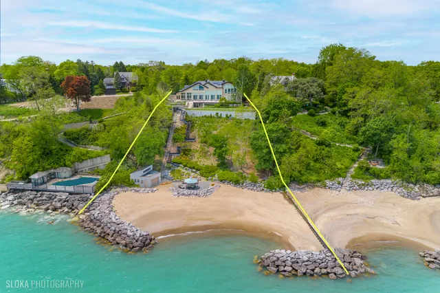 an outdoor living room with furniture