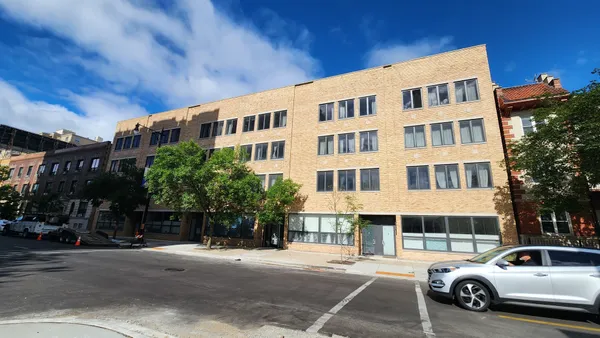 $1,800 | 4428 North Sheridan Road, Unit 4A, Chicago, IL 60640