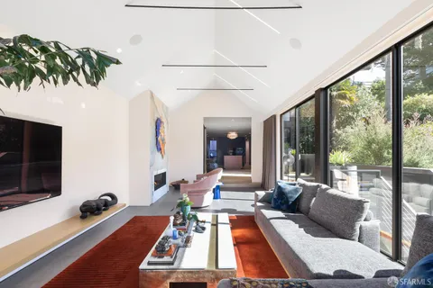 $6,800,000 | 335 Diamond Street, San Francisco, CA 94114