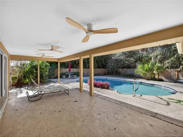 $4,000 | 3055 Southeast Glasgow Drive, Stuart, FL 34997