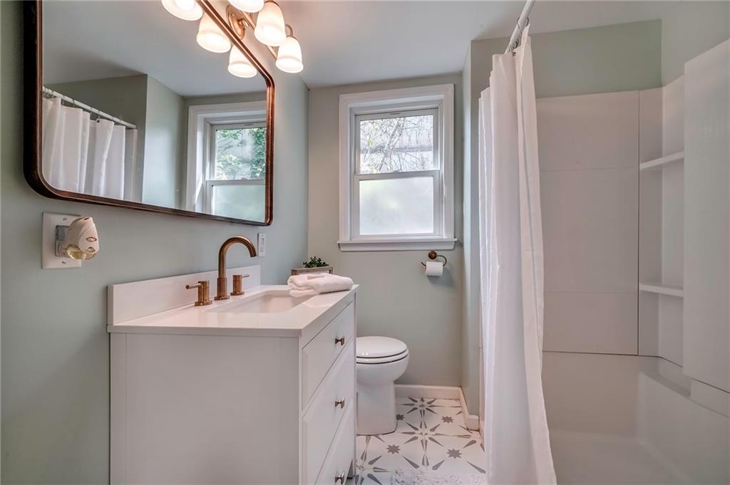 2111 Brodhead Road Aliquippa, PA 15001 - Photo 17 of 25 Gallery Image 17