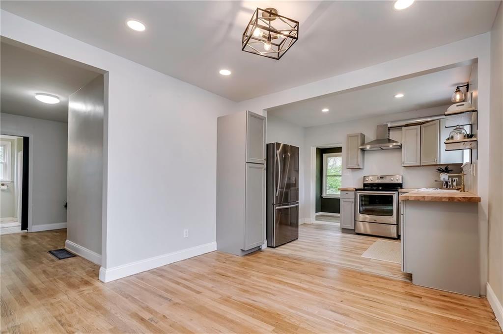 2111 Brodhead Road Aliquippa, PA 15001 - Photo 6 of 25 Gallery Image 6