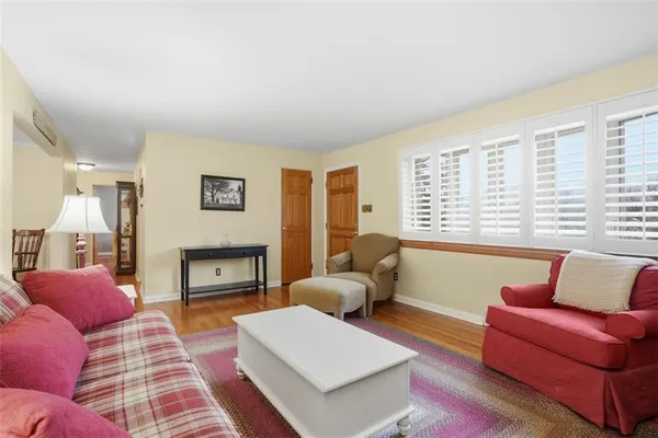 $325,000 | 401 Clair Drive, Pittsburgh, PA 15241