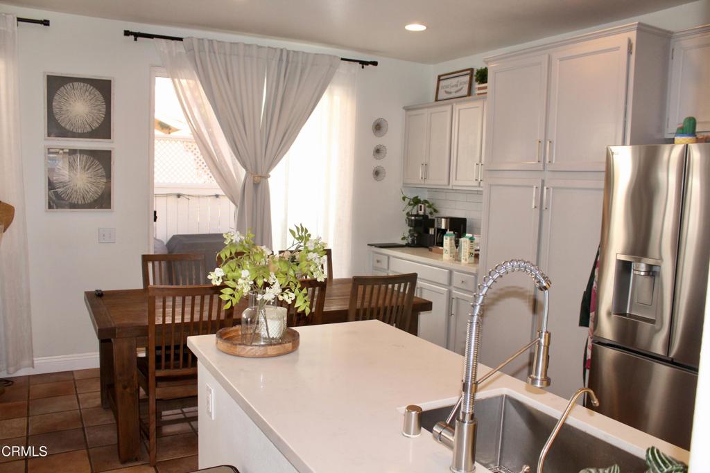 902 Paseo Brisas Lindas Oxnard, CA 93030 - Photo 4 of 24