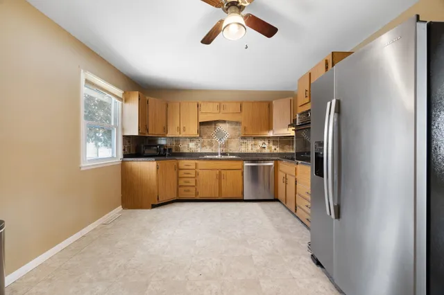 $212,000 | 1993 Meadow Drive, Beloit, WI 53511