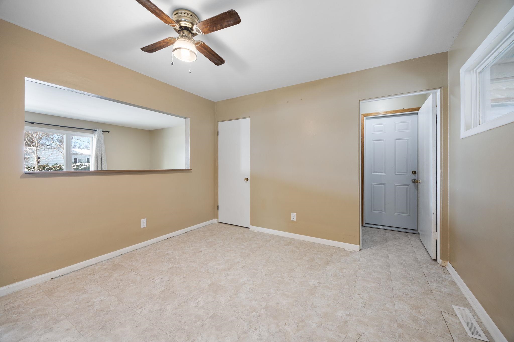 1993 Meadow Drive Beloit, WI 53511 - Photo 17 of 52