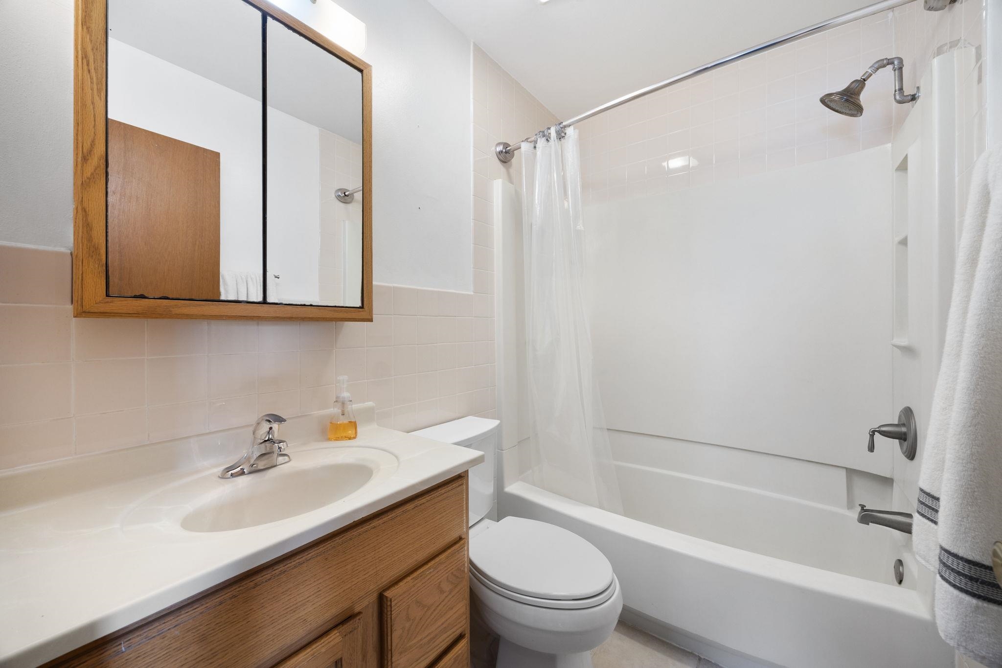 1993 Meadow Drive Beloit, WI 53511 - Photo 21 of 52