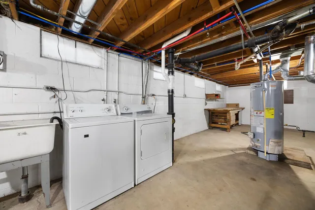 $212,000 | 1993 Meadow Drive, Beloit, WI 53511