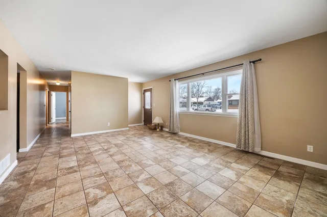 $212,000 | 1993 Meadow Drive, Beloit, WI 53511