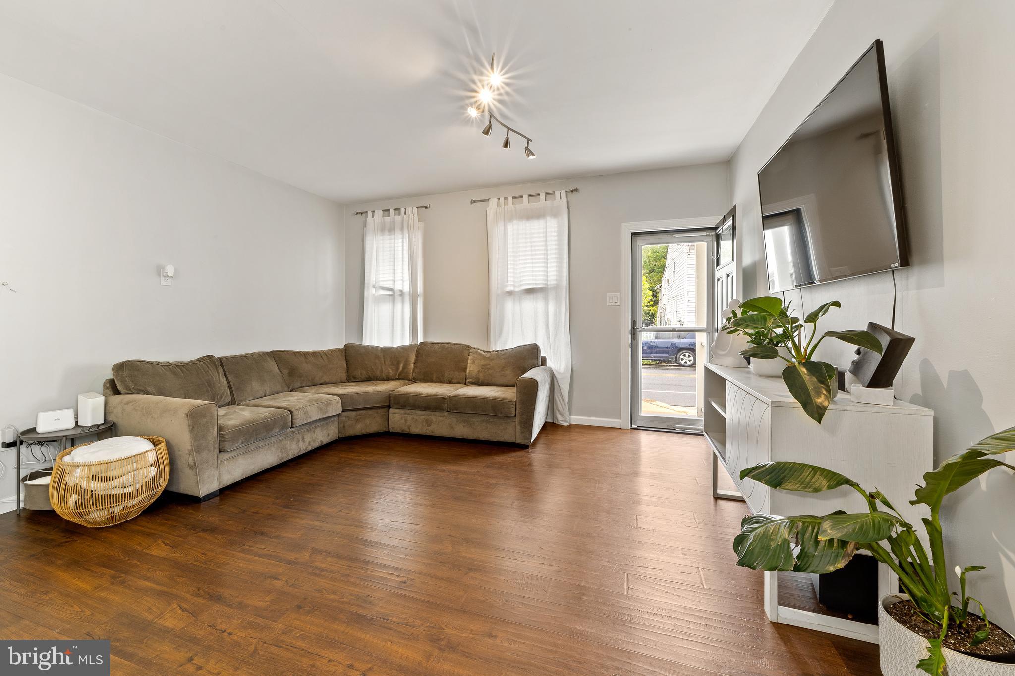 65 Pine Street Mount Holly, NJ 08060 - Photo 7 of 31