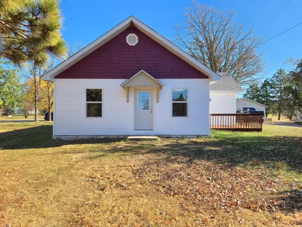 $200,000 | 300 Central Avenue South, Park Rapids, MN 56470