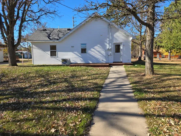 $200,000 | 300 Central Avenue South, Park Rapids, MN 56470