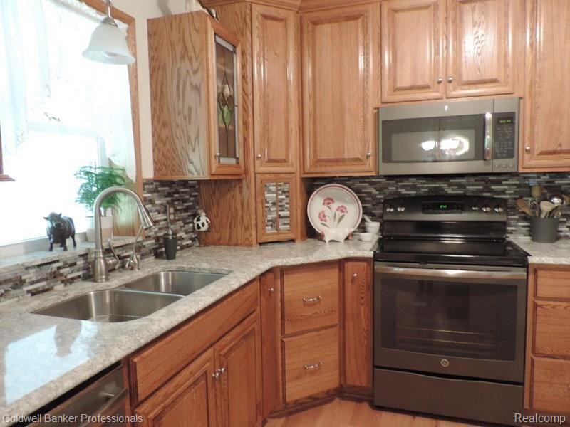 5429 West Lovejoy Road Fowlerville, MI 48836 - Photo 10 of 73 DSCN2150.JPG