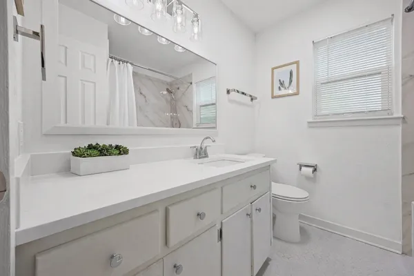 $414,900 | 5500 Stuart Circle, Austin, TX 78721