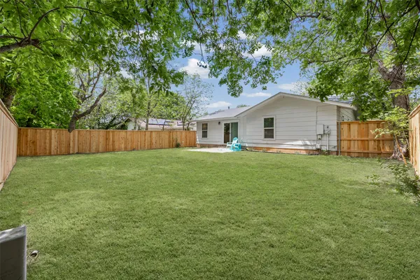 $414,900 | 5500 Stuart Circle, Austin, TX 78721