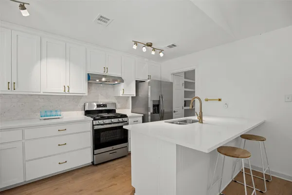 $414,900 | 5500 Stuart Circle, Austin, TX 78721