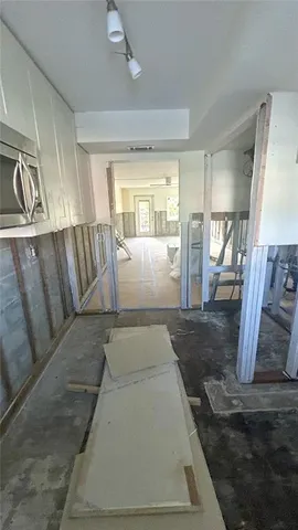 $138,000 | 4570 Overlook Drive Northeast, Unit 180, St. Petersburg, FL 33703