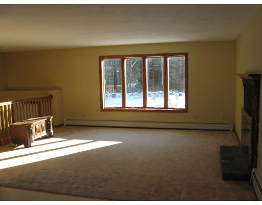 249 Hunt Road Oakham, MA 01068 - Photo 5 of 8