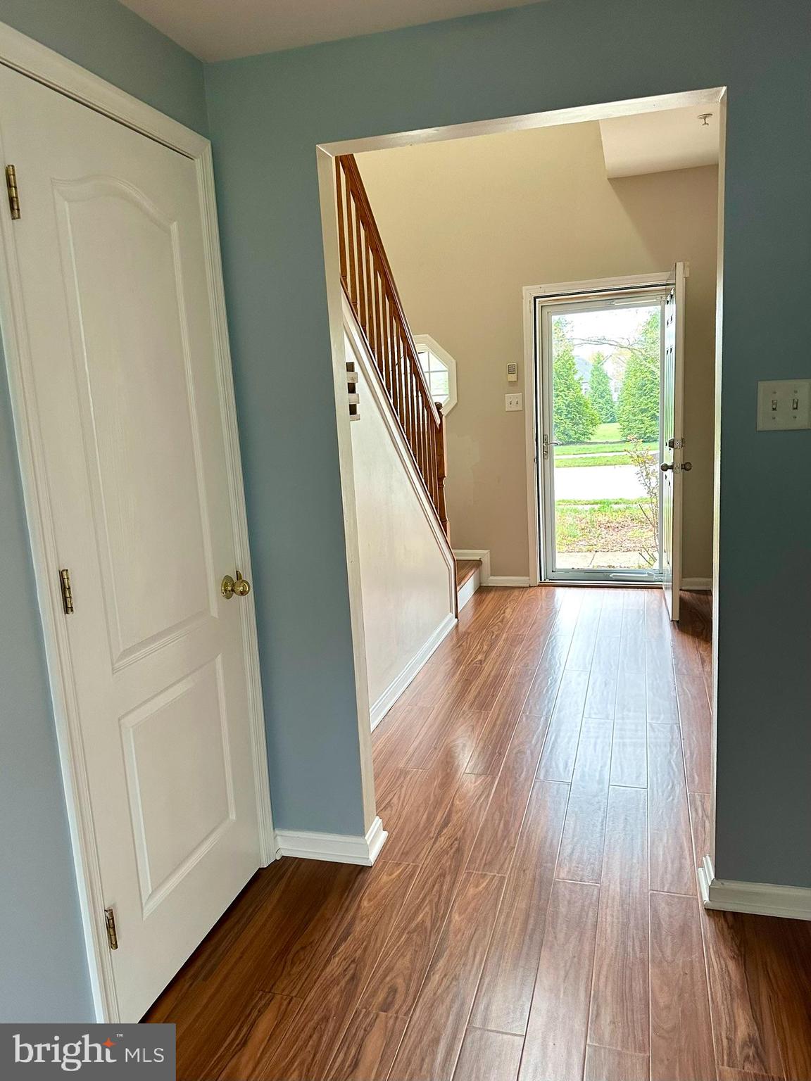 8405 Charmed Days Laurel, MD 20723 - Photo 4 of 44 Entry Foyer
