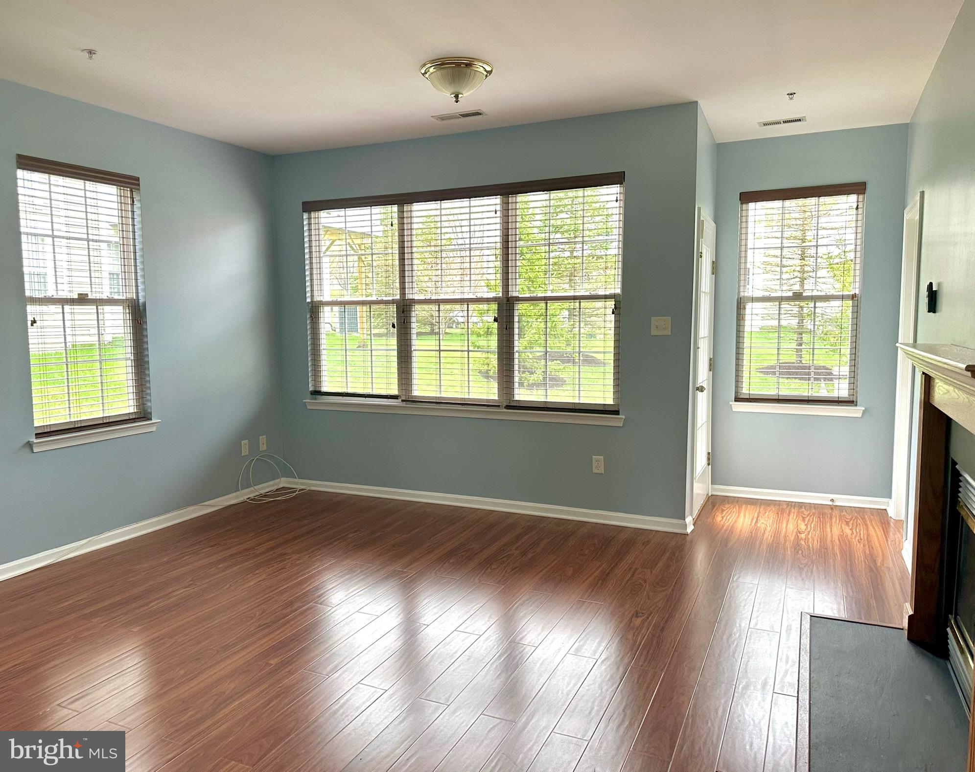 8405 Charmed Days Laurel, MD 20723 - Photo 6 of 44 Family Room