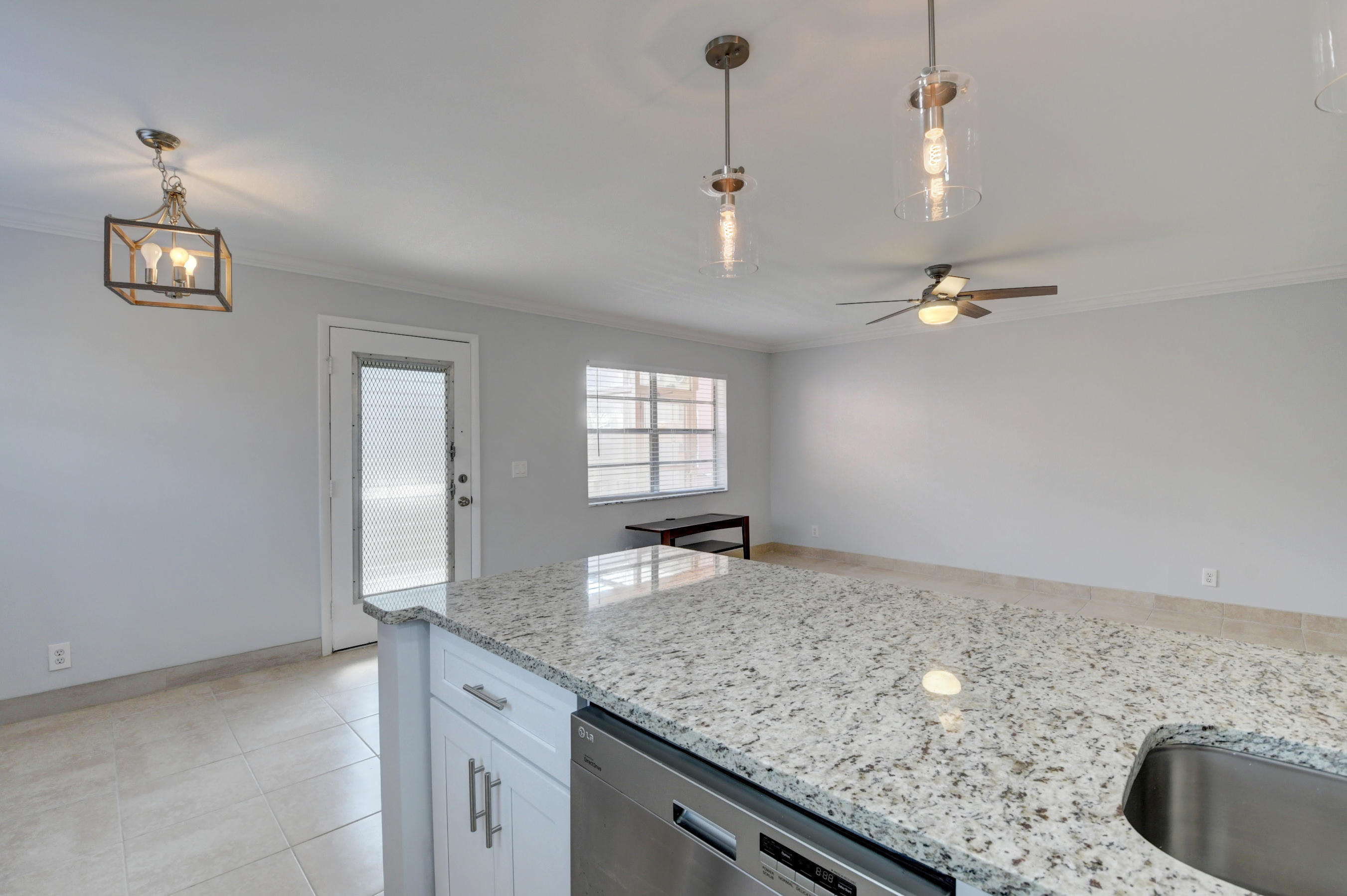 38 Normandy A Delray Beach, FL 33484 - Photo 17 of 32 16_dsc_9373_4_5_6_7