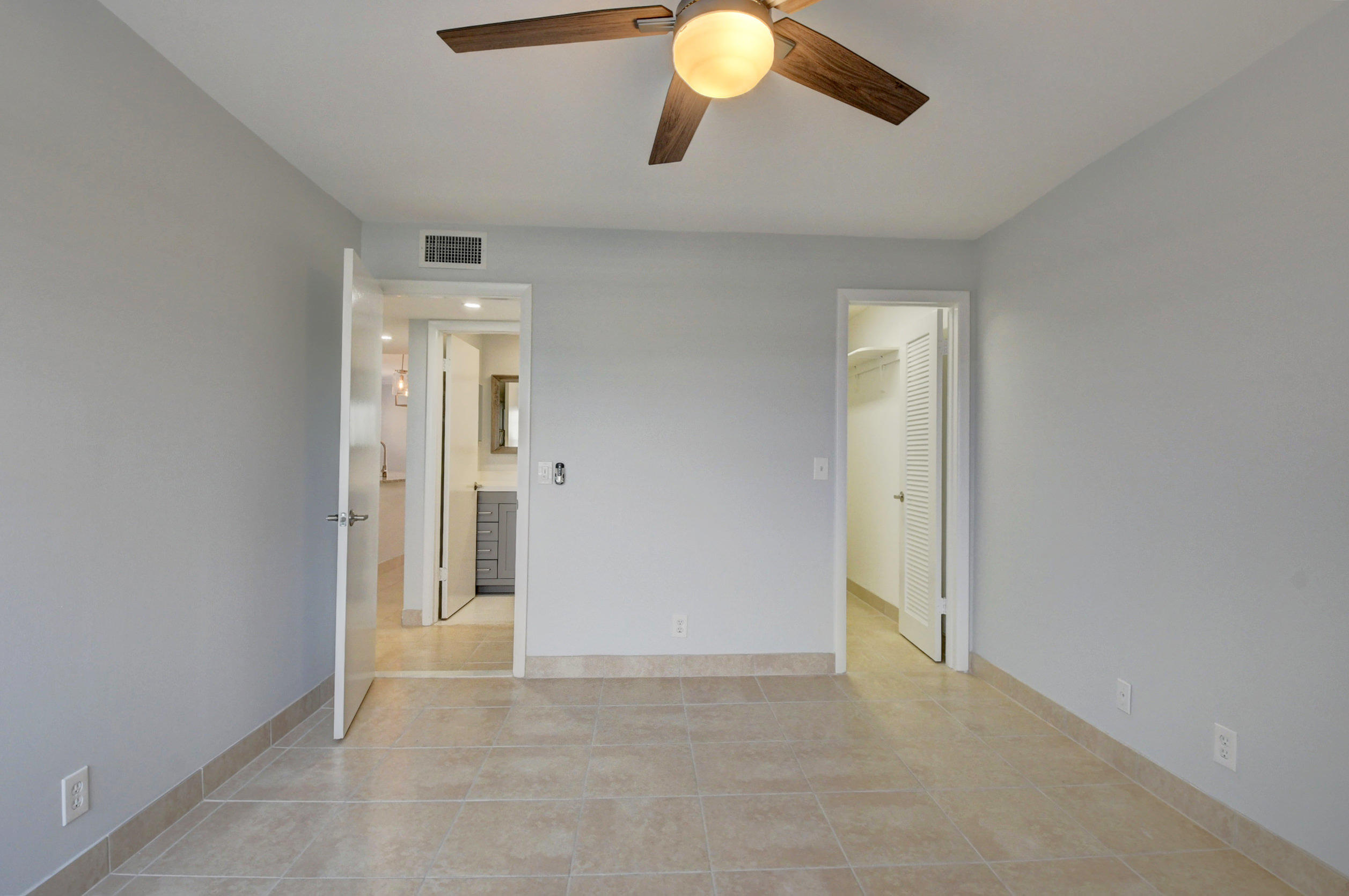 38 Normandy A Delray Beach, FL 33484 - Photo 23 of 32 22_dsc_9408_09_10_11_12