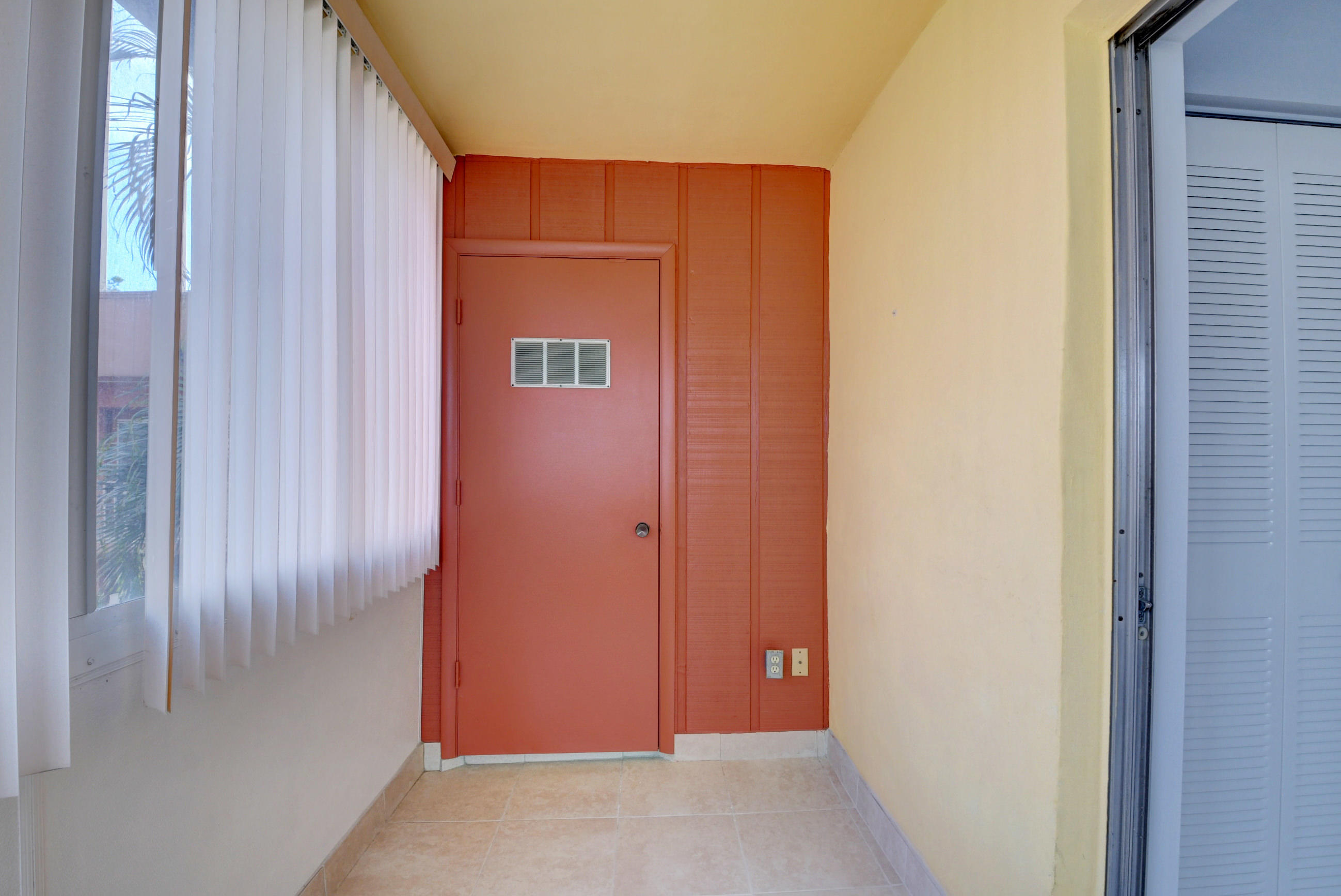 38 Normandy A Delray Beach, FL 33484 - Photo 29 of 32 28_dsc_9453_4_5_6_7