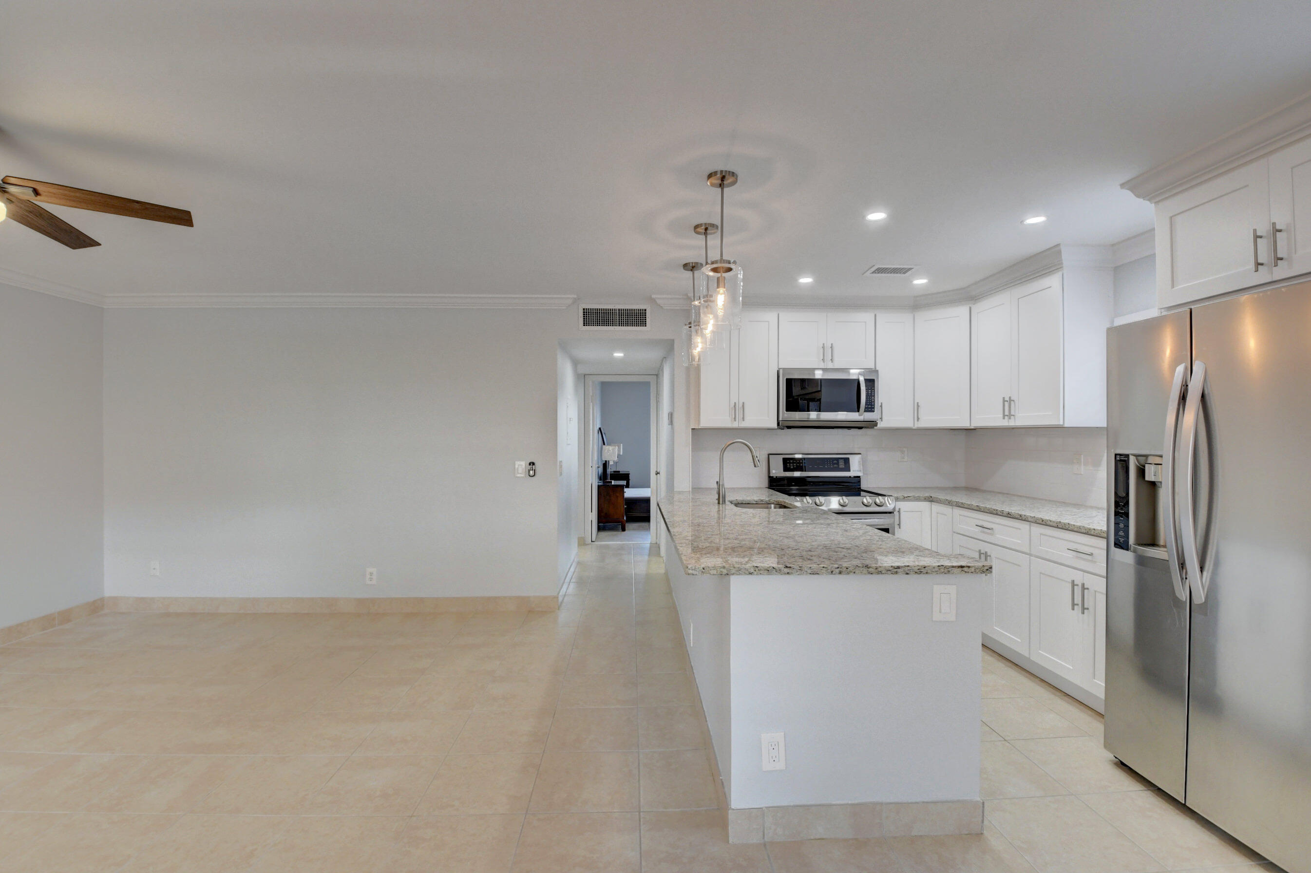 38 Normandy A Delray Beach, FL 33484 - Photo 5 of 32 05_dsc_9318_19_20_21_22